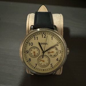 Fossil Airlift Multifunction Black Leather Watch
Item #BQ2633